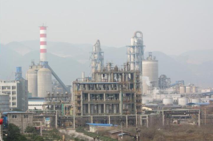 重慶映天輝氯堿化工塔類設(shè)備使用現(xiàn)場(chǎng)